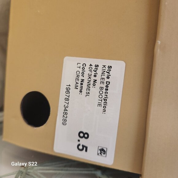 Michael Kors "Kinlee" Leather Booties. NIB. Size 8.5 - Picture 5 of 11